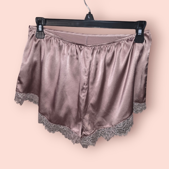 Victoria's Secret Luxurious Satin Lace Trim Pajama Shorts - Picture 2 of 3